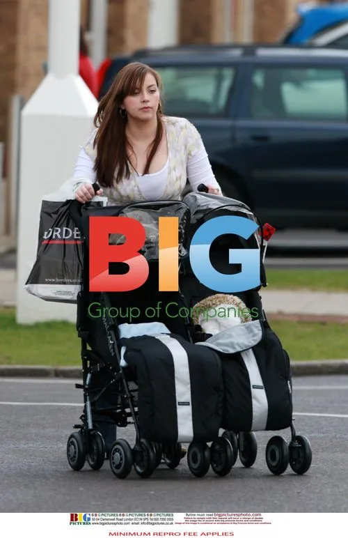 Charlotte Church and kids shopping