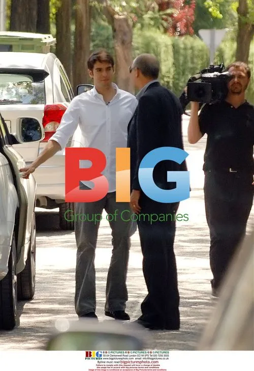 Kaka hunts for new home in Madrid