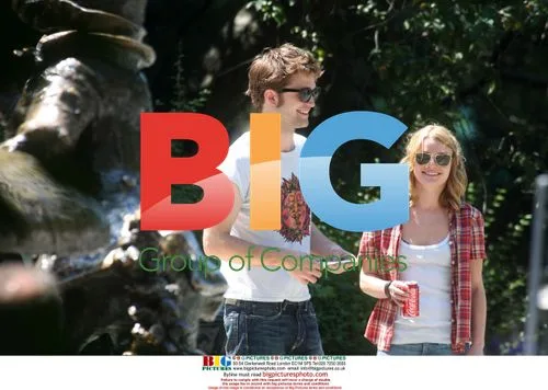 Robert Pattinson and Emilie de Ravin film "Remember Me"