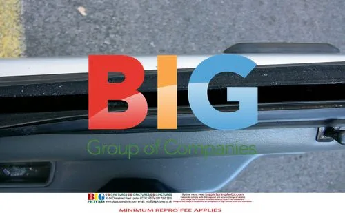 Ronaldo breaks car window