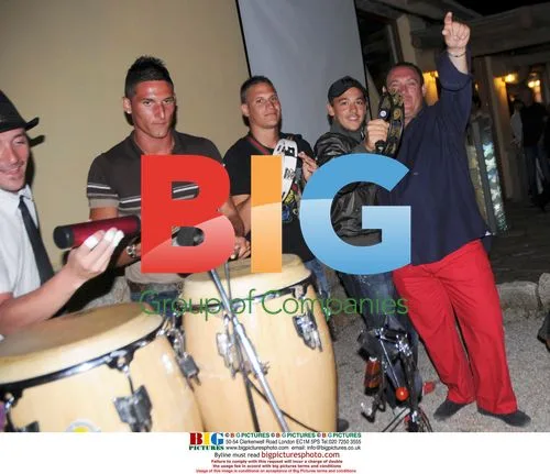 Man Utd footballer Macheda plays drums in Sardinia