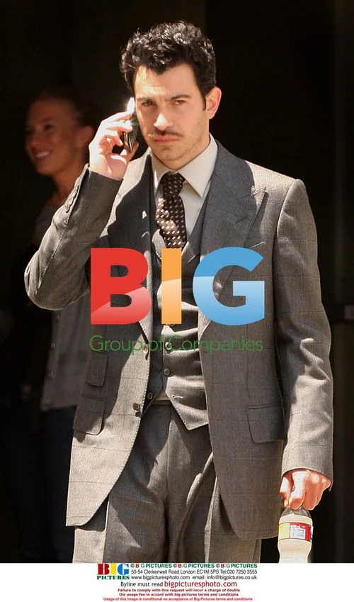 Chris Messina leaving Vanity Fair photoshoot