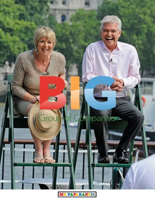 Fern Britton and Philip Schofield in umpire seats