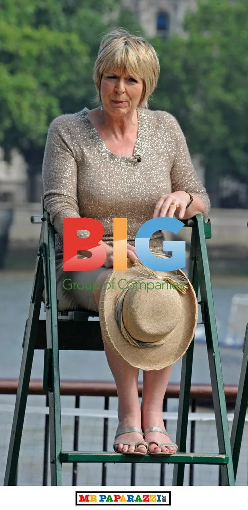Fern Britton and Philip Schofield share a laugh in umpire seats