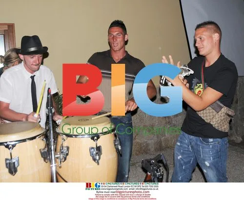 Manchester United's Macheda plays drums in Sardinia