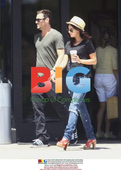 Megan Fox and Brian Austin Green get coffee