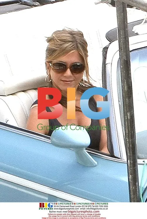 Jennifer Aniston and Gerard Butler on 'The Bounty' set