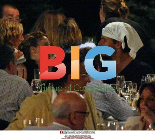 Kylie Minogue and Andres Velencoso dinner in Spain