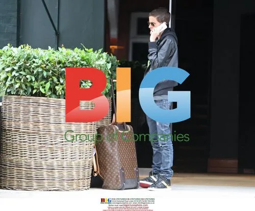 Celebrity DJ Sam Ronson outside hotel