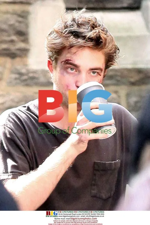 Pattinson & Jerins Film 'Remember Me'