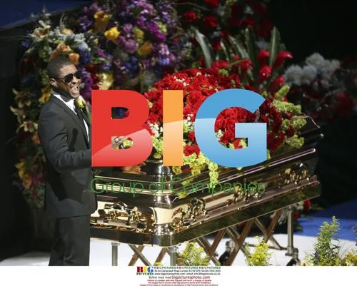 Usher sings Jackson's "Gone Too Soon" at memorial