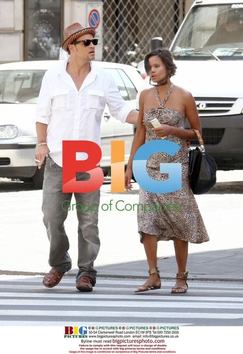 Justin Chambers and wife sightseeing in Rome