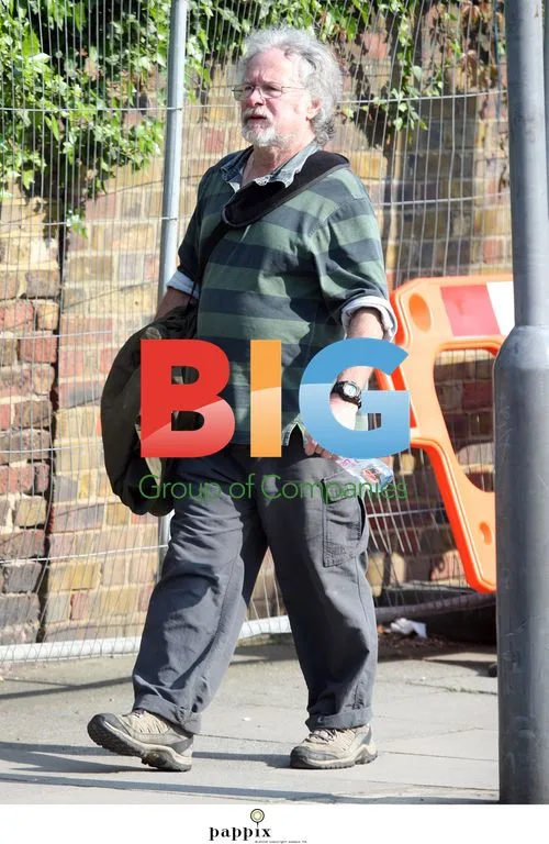 Bill Oddie takes a stroll in West London