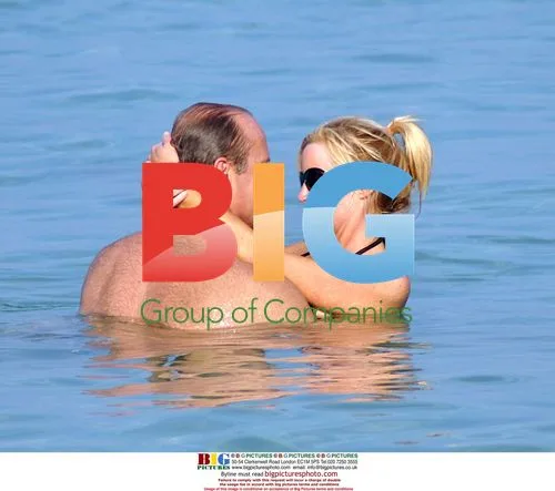 Kelsey Grammer’s Family Beach Trip in Miami