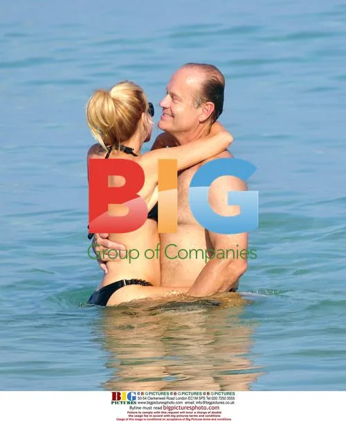 Kelsey Grammer and family at Miami beach