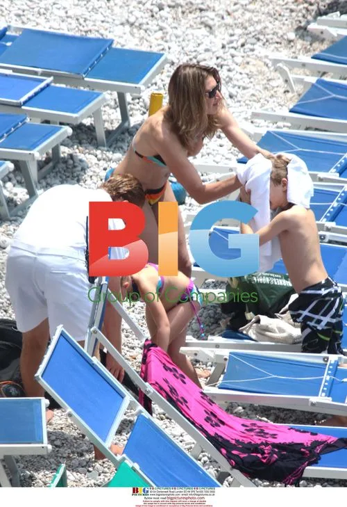 Steffi Graf on Italian Beach with Kids