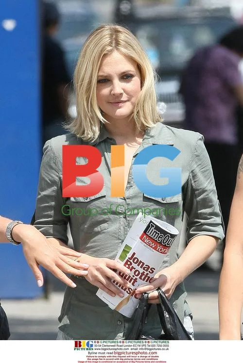 Drew Barrymore spotted leaving NYC restaurant