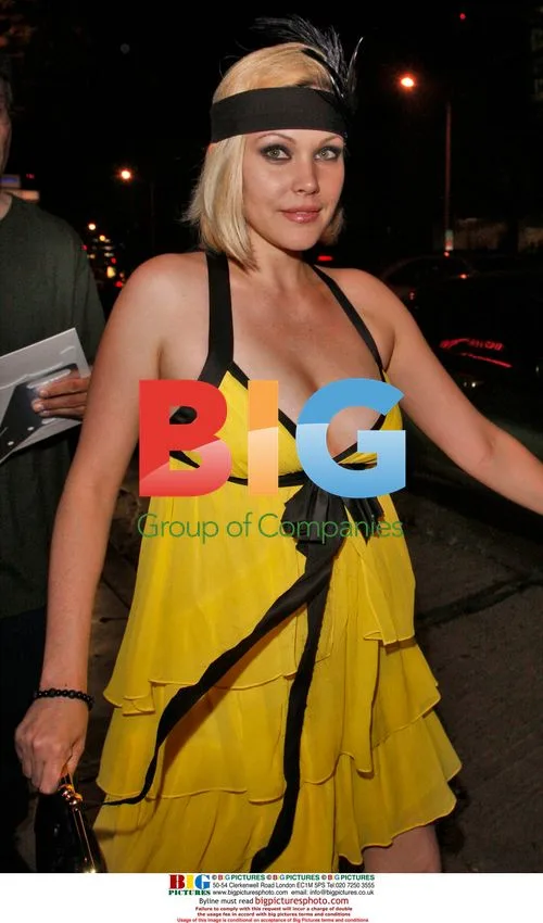 Shanna Moakler in Flapper-Inspired Outfit