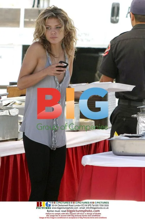 AnnaLynne McCord and 90210 Cast Filming