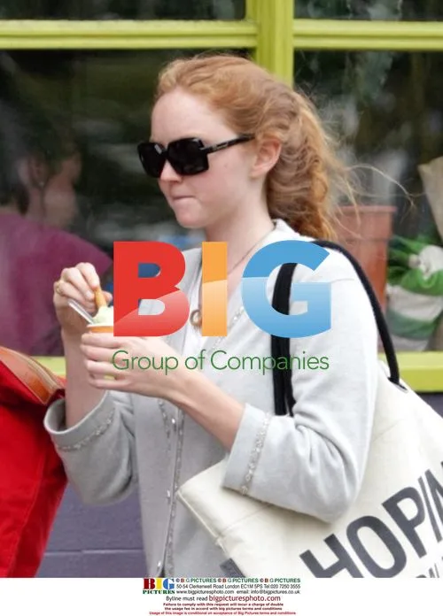Lily Cole and Enrique Murciano in Notting Hill