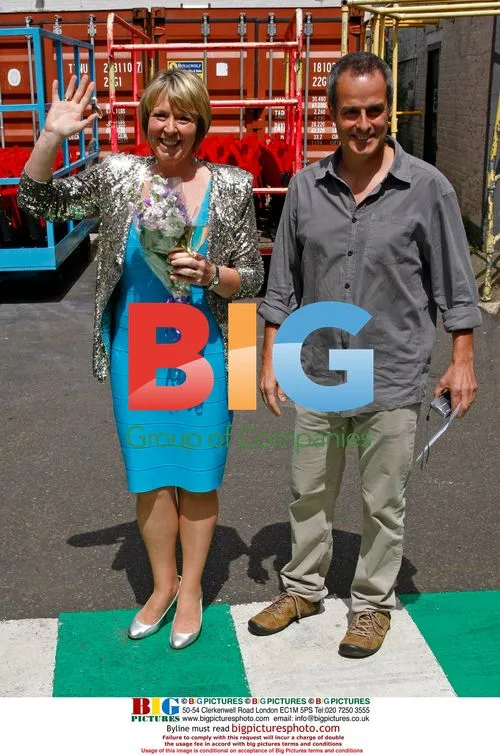 Fern Britton and Phil Vickery leaving This Morning