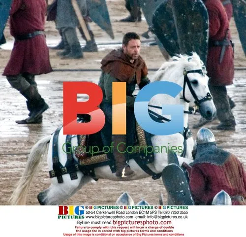 Russell Crowe filming 'Robin Hood' in Wales
