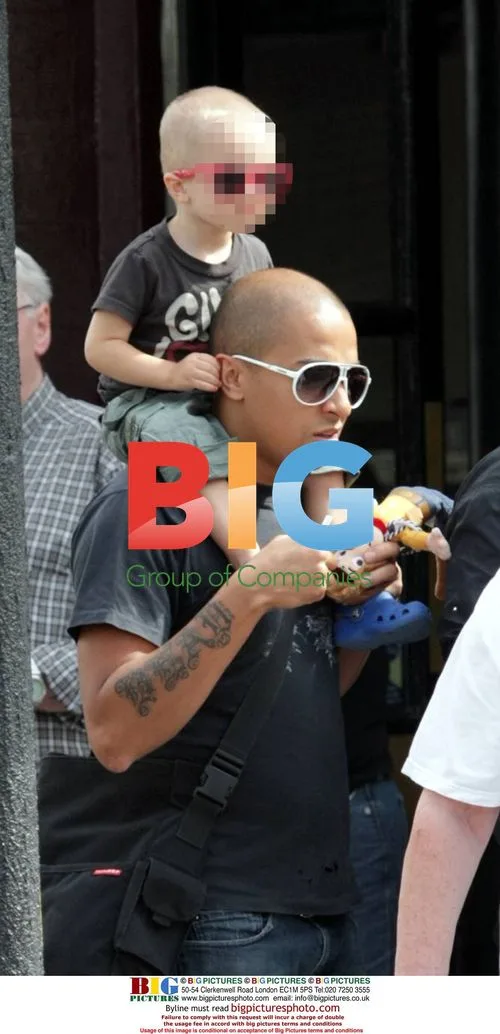 Singer Jade Jones with son Beau and friends
