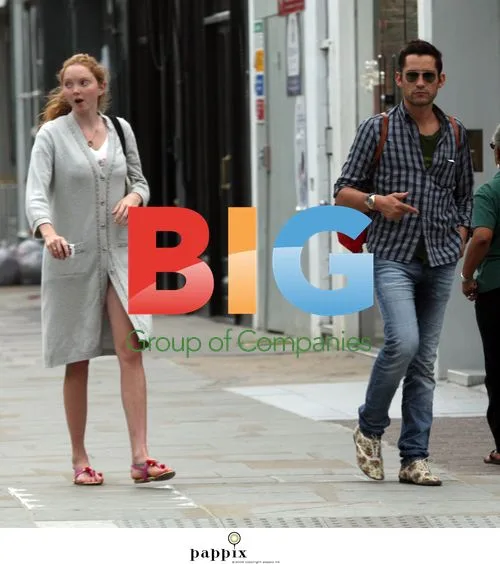 Lily Cole and Enrique Murciano in Notting Hill
