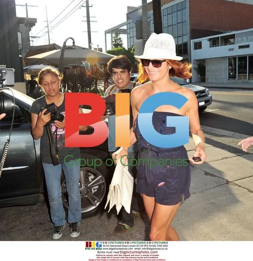 Kate Walsh Has Lunch in Beverly Hills