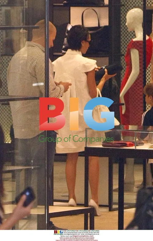 Victoria Beckham Shopping