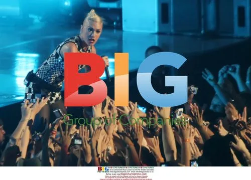 Gwen Stefani and No Doubt play in Vancouver