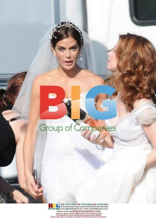 Teri Hatcher and Dana Delany on 'Desperate Housewives' set