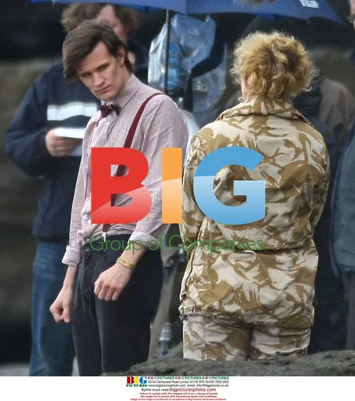 New 'Doctor Who' cast on set