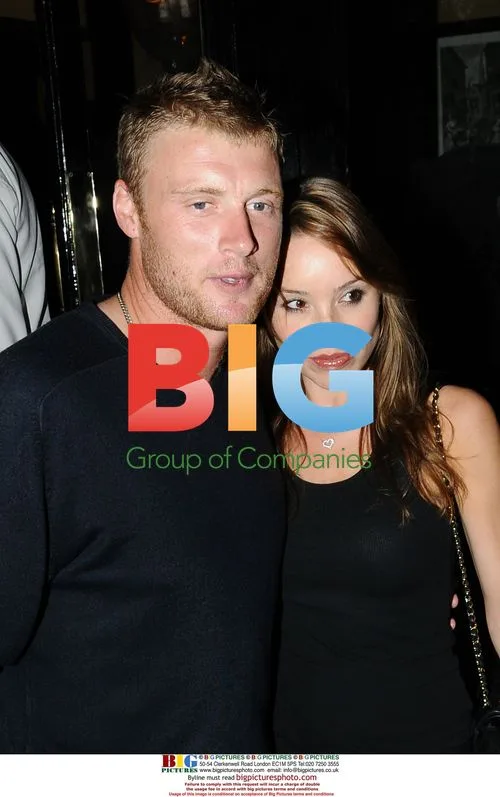 Cricketer Andrew Flintoff leaves with wife