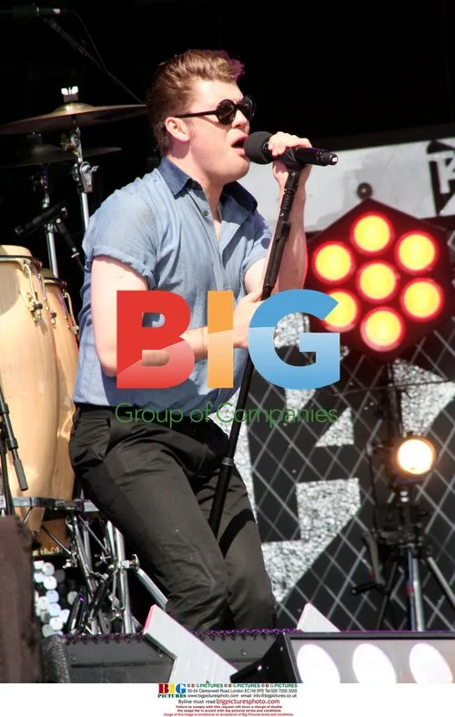 Daniel Merriwether performs at T4 On The Beach