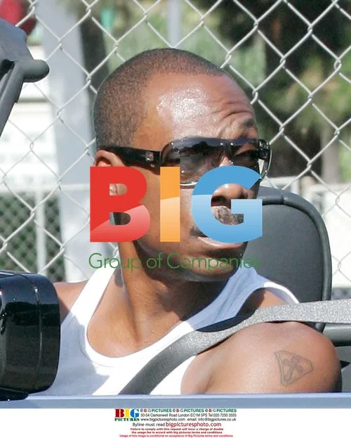 Eddie Murphy cruises LA in Rolls Royce