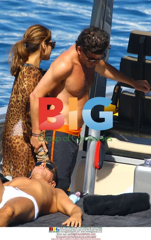 Eva Mendes and boyfriend boat trip in Italy