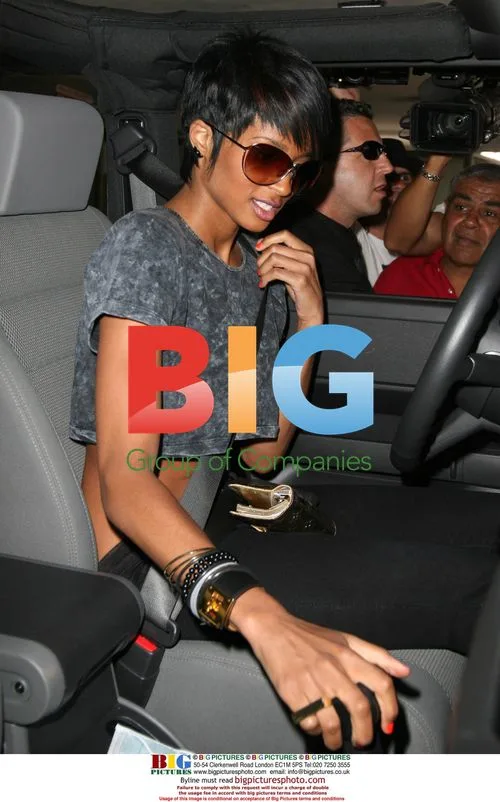 Singer Ciara shopping in West Hollywood