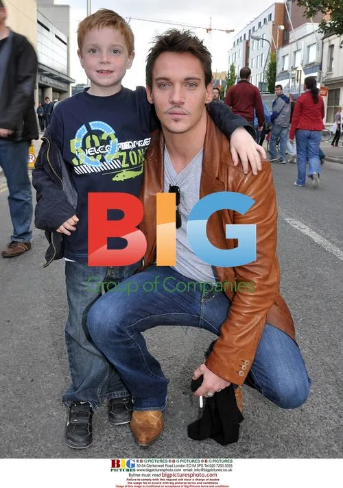 Jonathan Rhys Meyers and Reena Hammer