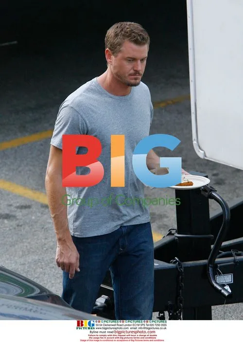 Eric Dane and George Lopez on 'Valentine's Day' set