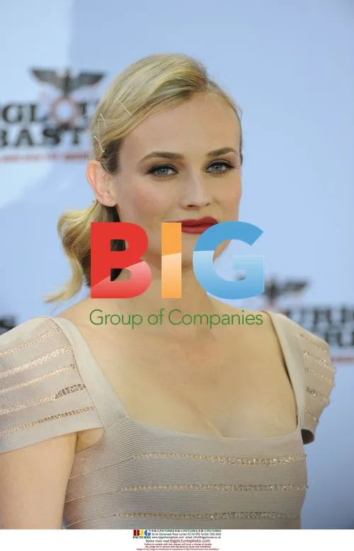 Diane Kruger Attends "Inglourious Basterds" Premiere