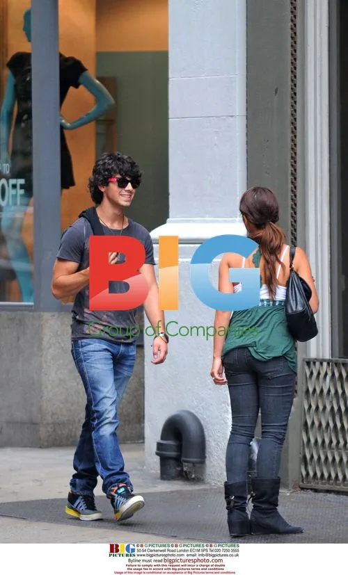 Joe Jonas Goes Shopping in SoHo