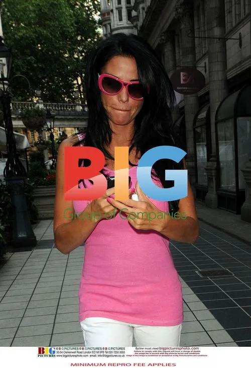 Katie Price Spotted at Spaghetti House