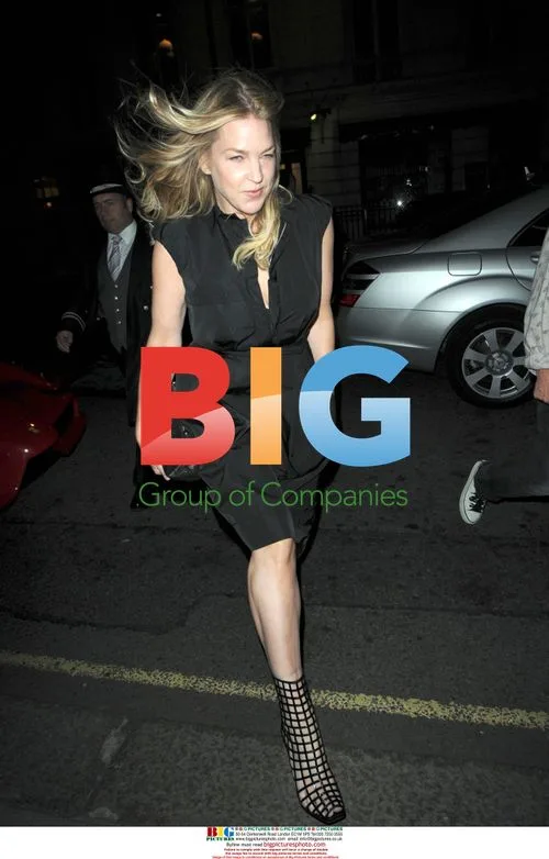 Diana Krall Arriving at Hotel, London