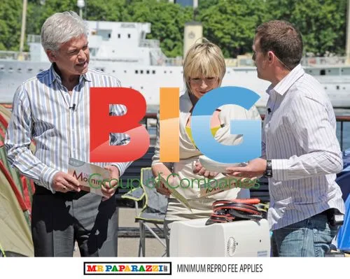 Fern Britton and Phil Schofield film This Morning