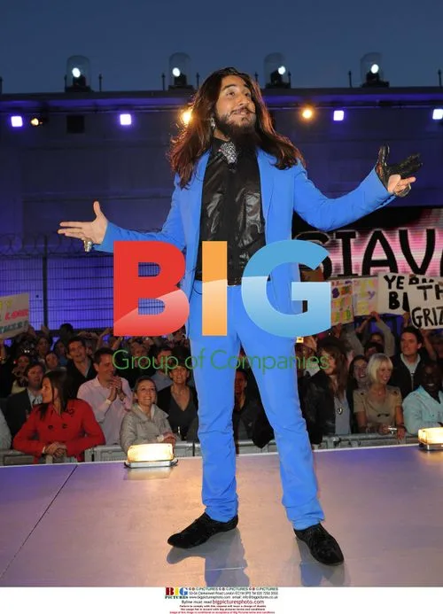 New Big Brother contestants enter house