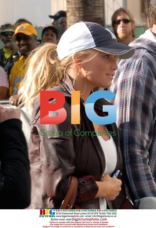 Jessica Simpson & Tony Romo at NBA Finals