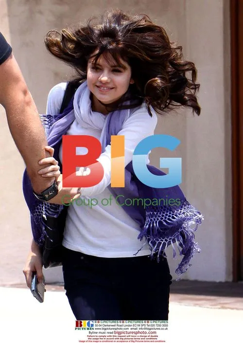Selena Gomez Goes for Lunch in LA
