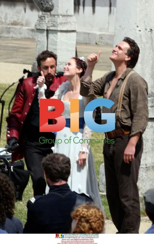 Catherine Tate and cast on set of Gulliver's Travels