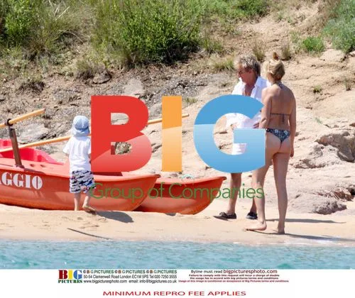 Rod Stewart and Family on Holiday in Italy